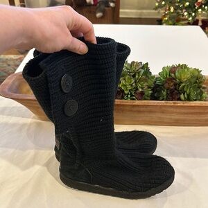 Ugg Australia Boots 5649 Cardy Knit Tall‎ Sweater 2 Button womens size 6 black